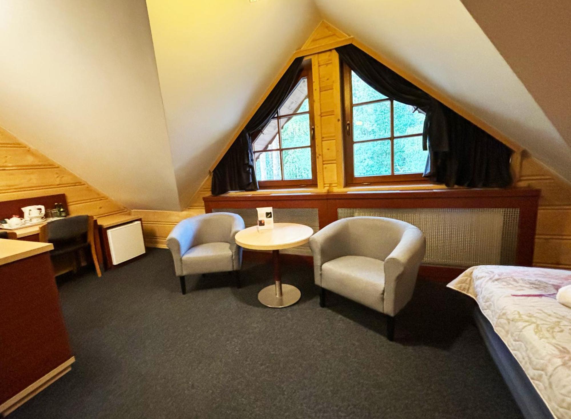 Hotel 365 Kielce Buitenkant foto