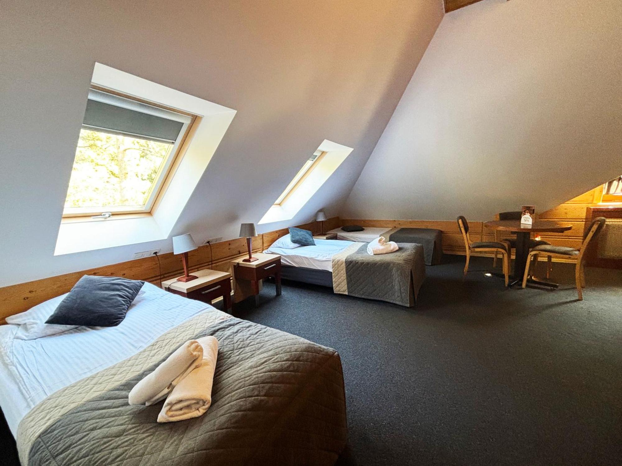 Hotel 365 Kielce Buitenkant foto